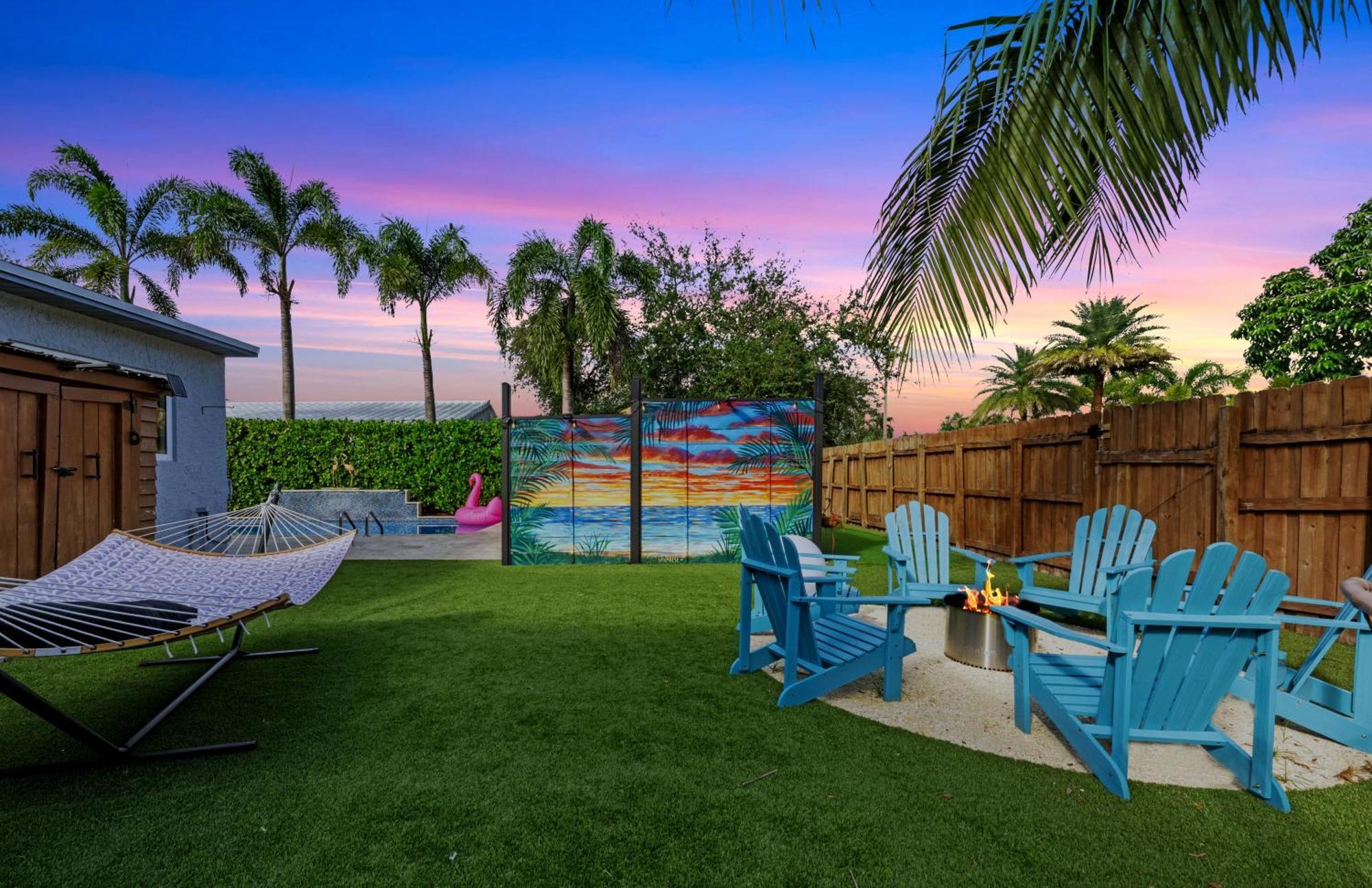 Palms Retreat! Giant Heated Pool-Hottub-Firepit-5Min2Beach-Pets-Ev Chgr Fort Lauderdale Bagian luar foto
